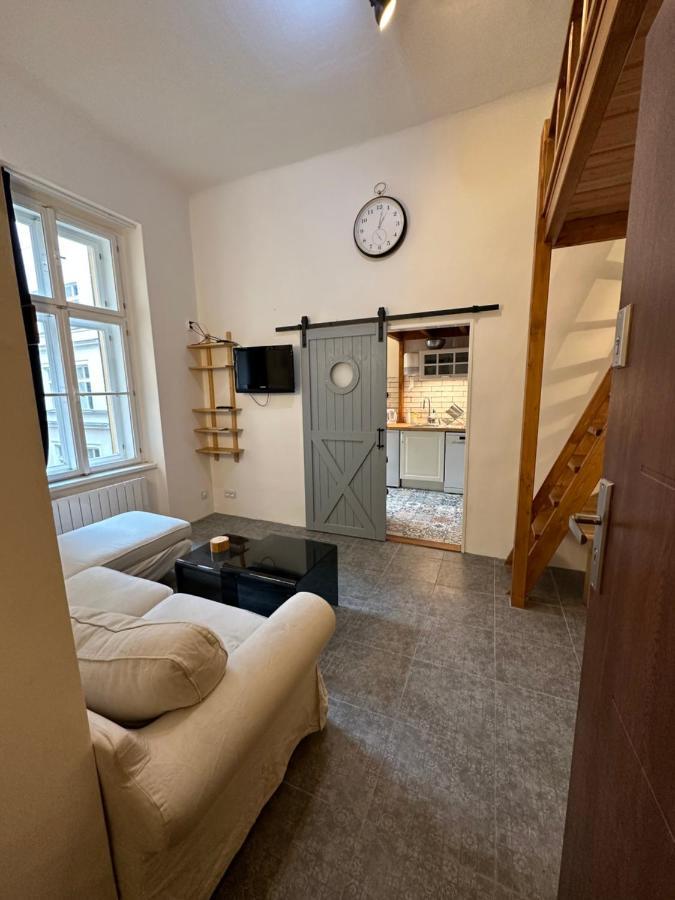 Cozy New Loft Apartment Πράγα Εξωτερικό φωτογραφία